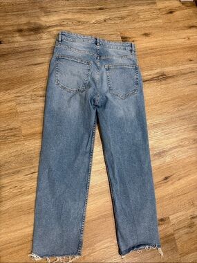 Divided Women's Light Blue Straight-Leg Jeans